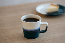 画像をギャラリービューアに読み込む, voyage green mug